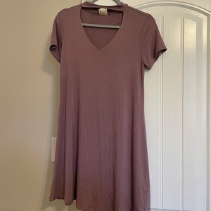 Key hole tunic dress
